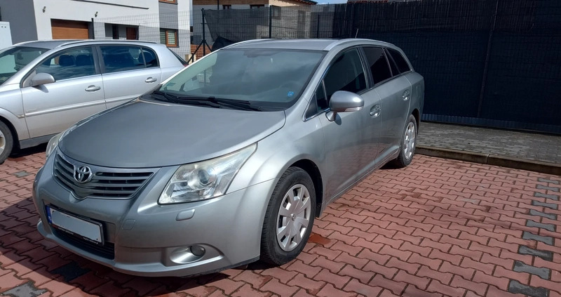 Toyota Avensis cena 39000 przebieg: 209000, rok produkcji 2010 z Świętochłowice małe 46